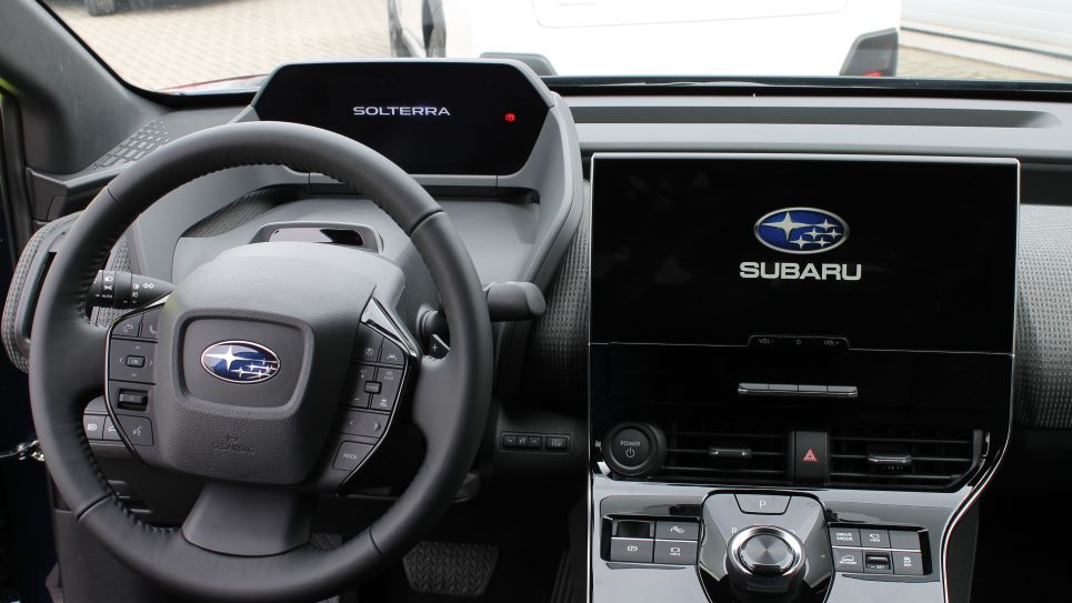 zwart stuur, Subaru, Solterra